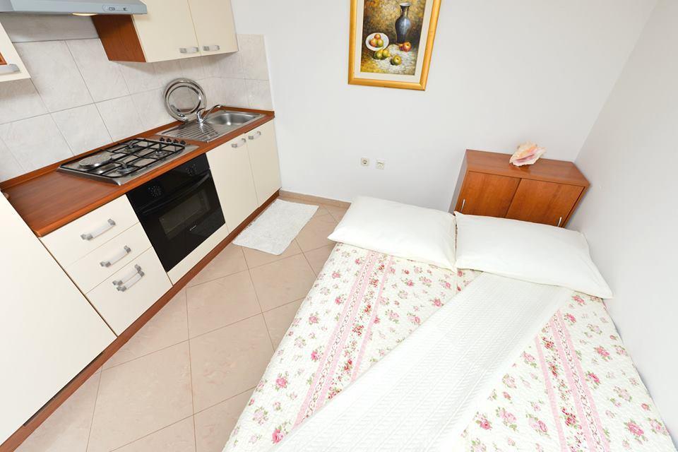 Apartments Manuela Zadar Bagian luar foto
